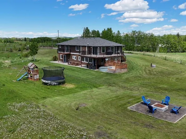 210037 N 274th Ave W, Foothills County, AB T1S 3B6
