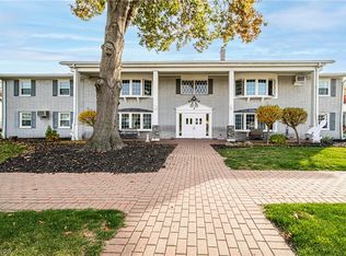3 Meadowlawn Dr UNIT 7, Mentor, OH 44060