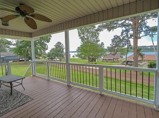176 Paradise Dr, Zavalla, TX 75980