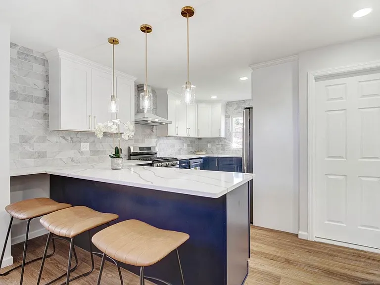 120 Alabama Ave #1 — Photo 5