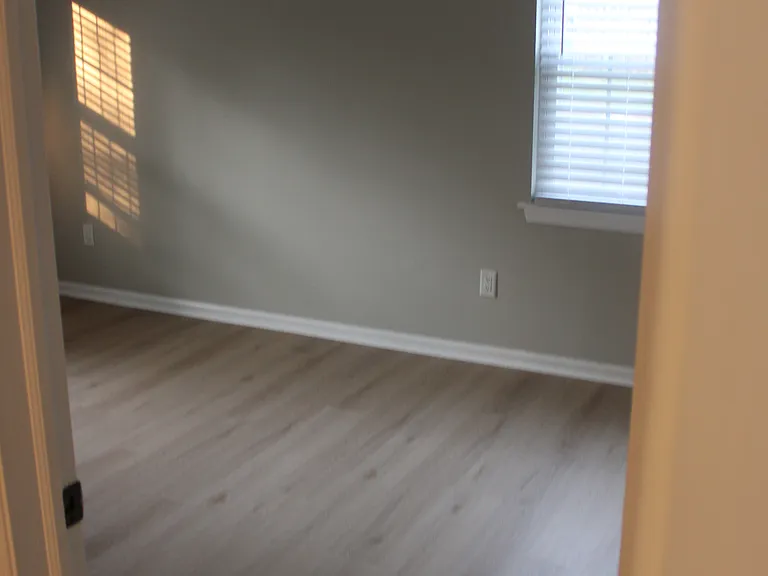 168 Oberlin Ter — Photo 16