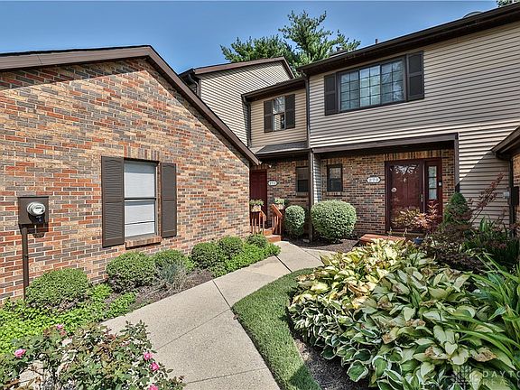 2nd image of 272 Carriage Circle Dr #2