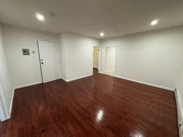 364 Woodside Ave APT 1, Newark, NJ 07104