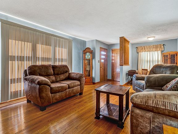 3rd image of 2602 Durham St NW