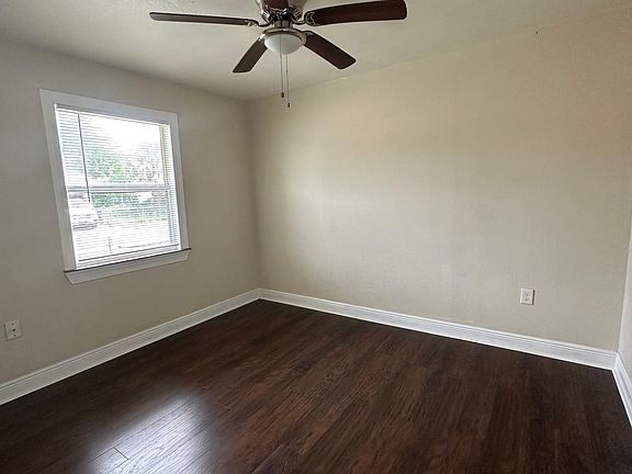 3rd image of 415 Grannis Ave S Unit A