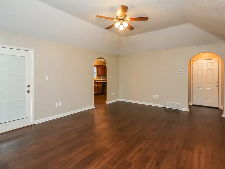 6205 Morgan Manor Cv — Photo 3
