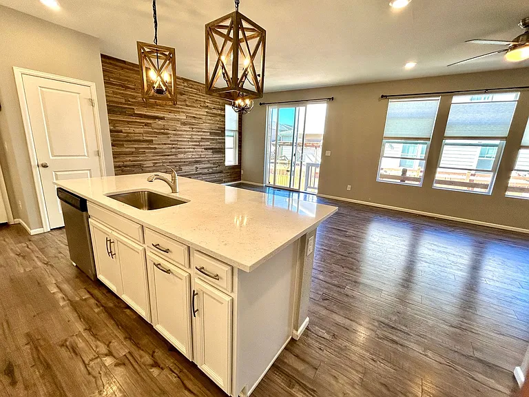 21873 E Quincy Pl — Photo 14