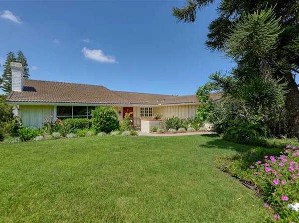 2765 Inverness Ct, La Jolla, CA 92037
