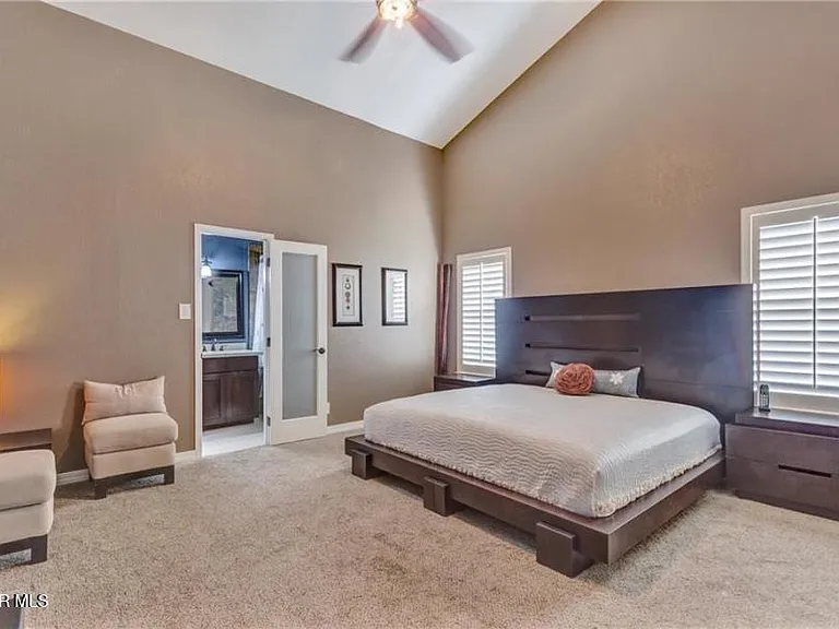 7067 Crown Ridge Dr — Photo 6