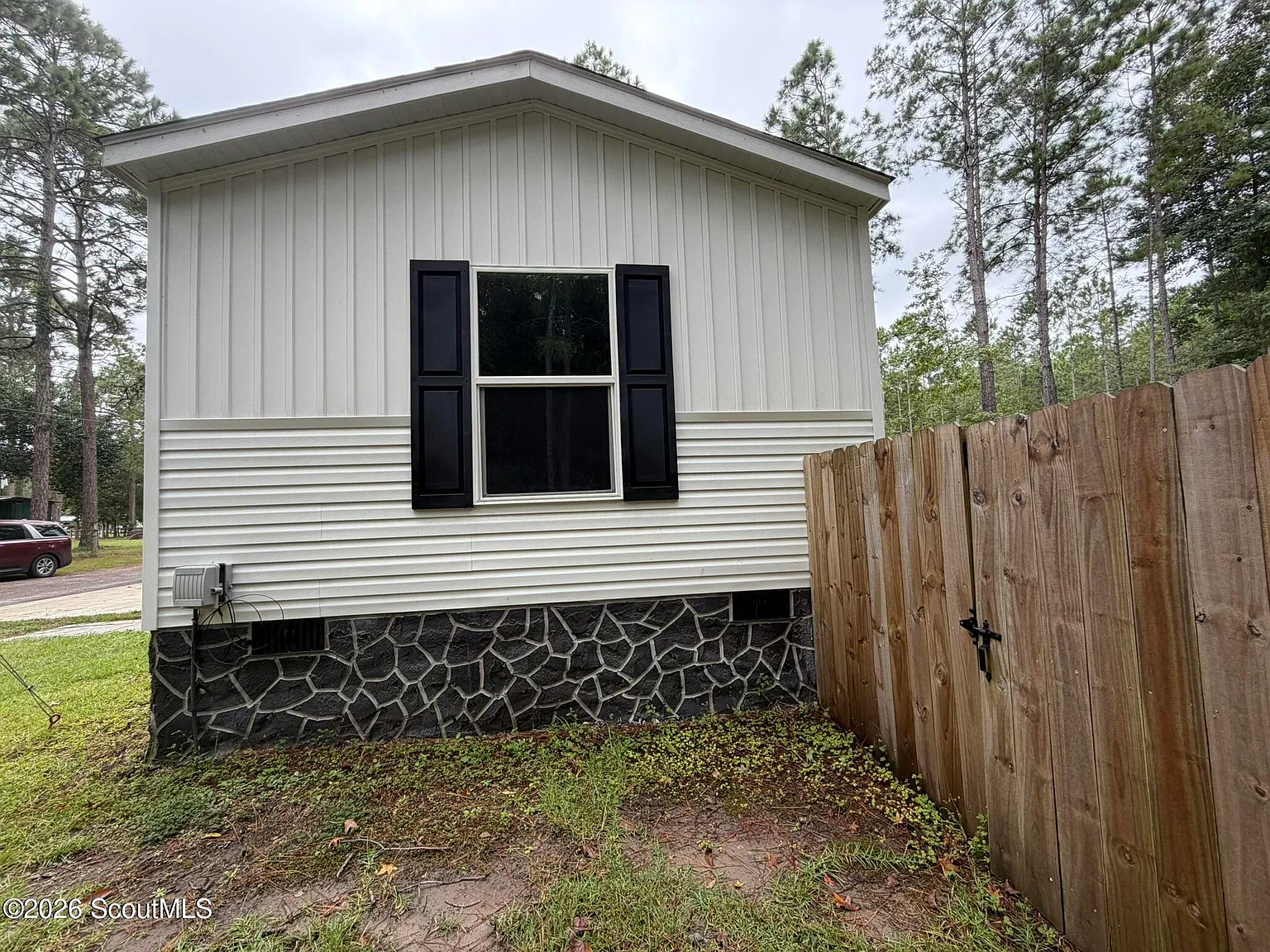 2 bed, 4.0 bath, 896 sqft, $1,200 — Photo 2