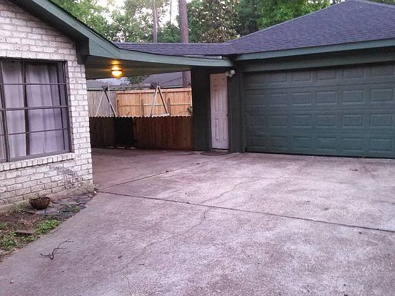 2nd image of 2211 Vista Manor Dr