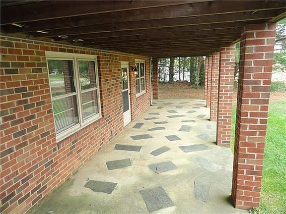 5th image of 604 Wexwood Ct
