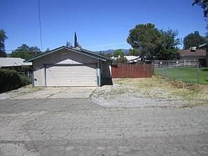 2nd image of 2712 Marilyn Ave