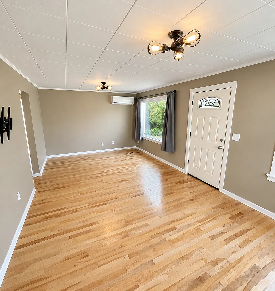 8411 55th Avenue NE - . — Photo 3