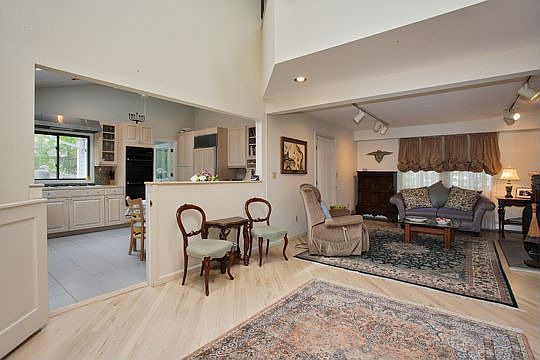 Living room to Kitchen