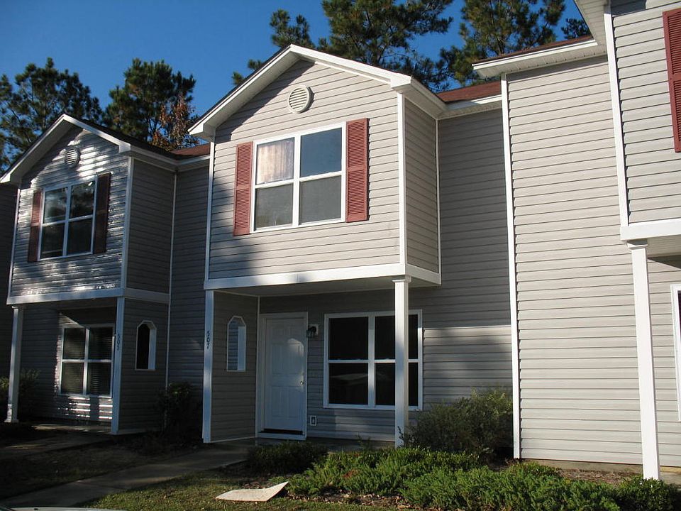 1st image of 509 Travelers Blvd