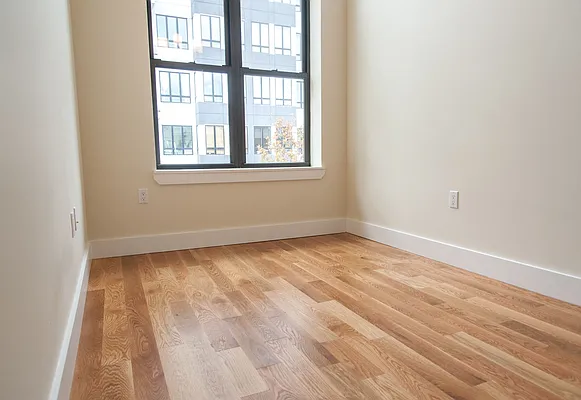 Rented by Nooklyn NYC LLC | media 77