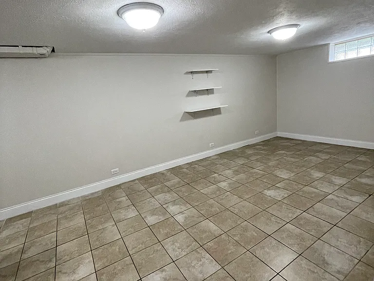 4711 Southwood Dr — Photo 10