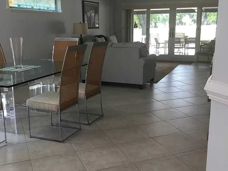 1328 Santa Rosa Ct — Photo 6