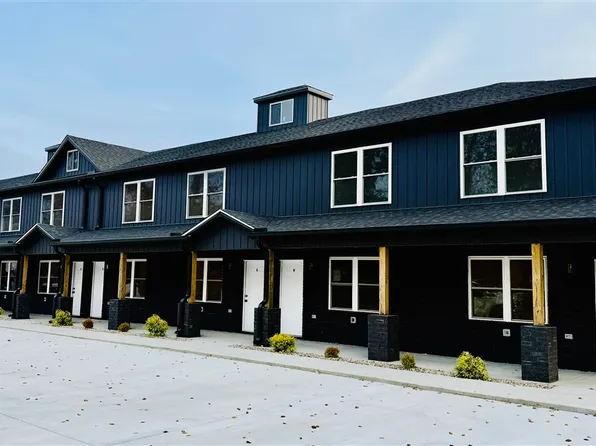 913 W 9th St, Russellville, KY 42276