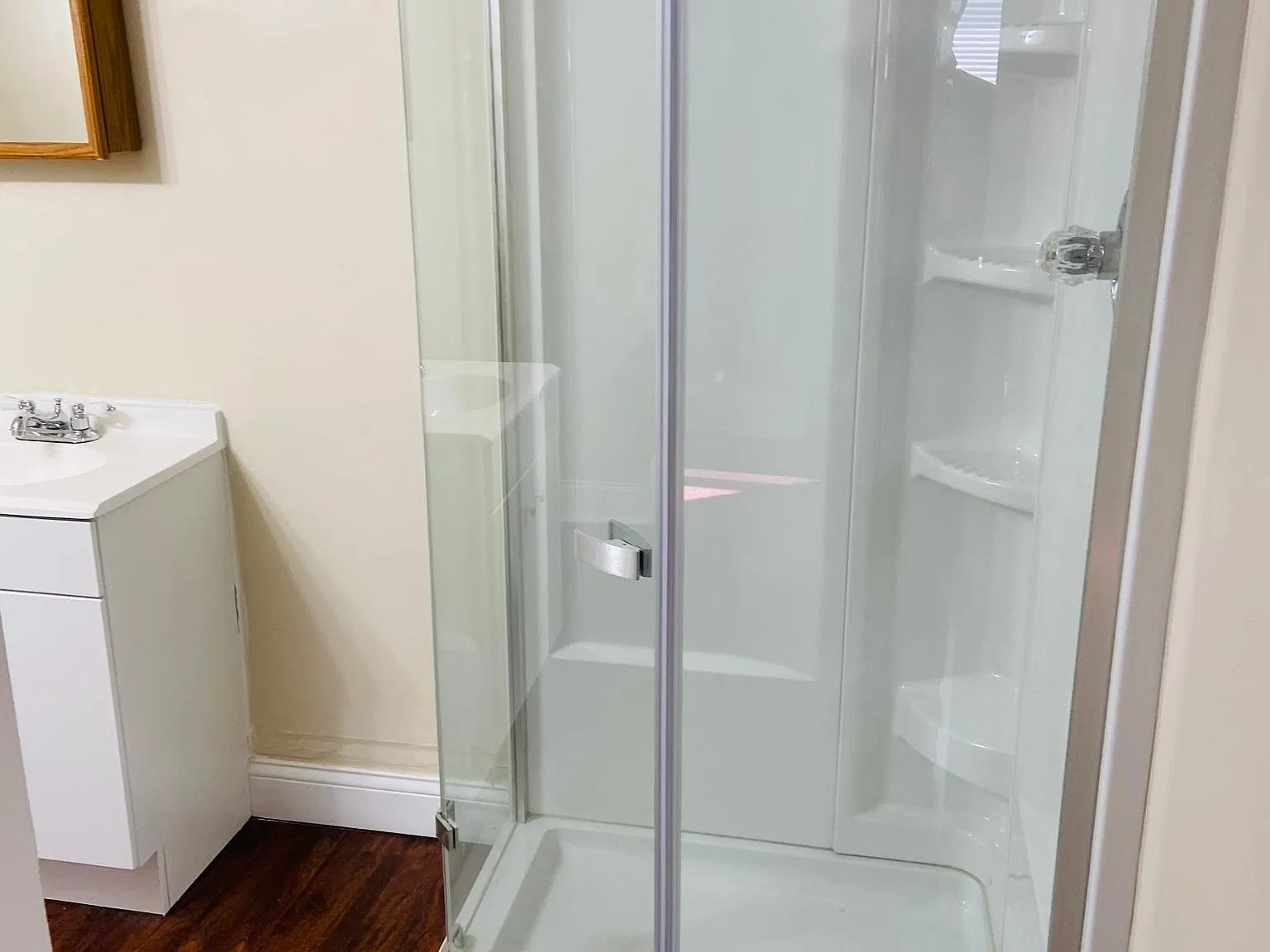 4 bed, 2040 sqft, $3,100 — Photo 4