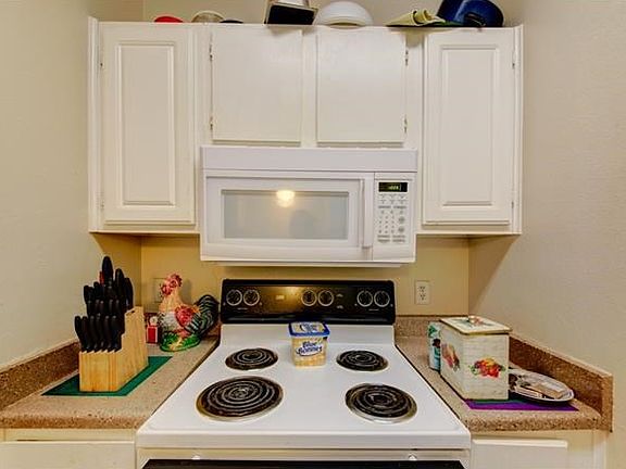 5th image of 12166 Metric Blvd APT 125