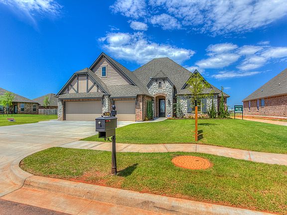3rd image of 3208 Terrace Park Trl