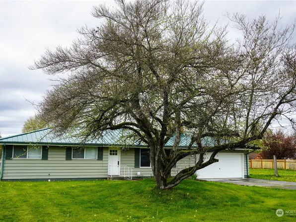 11108 11110 Mundy Loss Rd E, Buckley, WA 98321