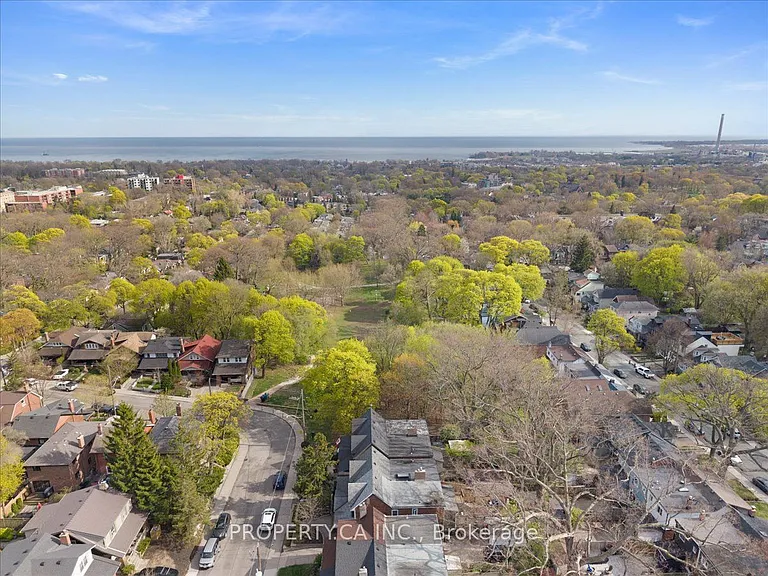 44 Beachview Cres — Photo 45