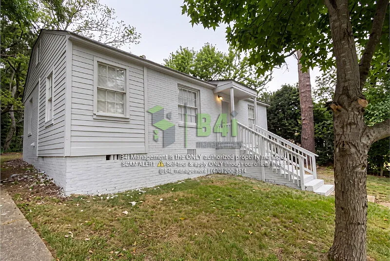 3 bed, 1.0 bath, 936 sqft, $910 — Photo 2