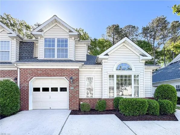 4581 Carriage Dr, Virginia Beach, VA 23462