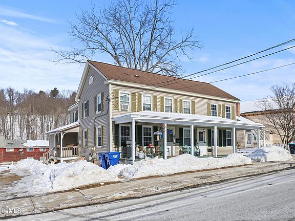 3rd image of 131 Center St