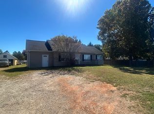 4410 N Center St, Hickory, NC 28601