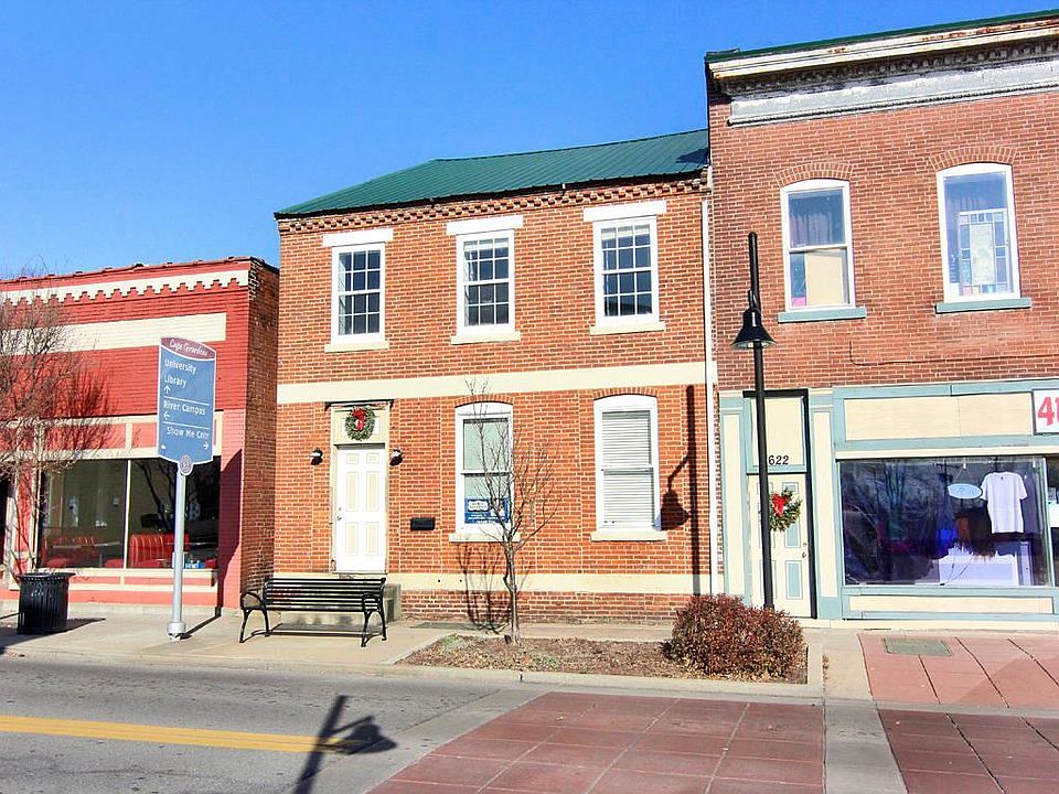 1st image of 622 Broadway St #626