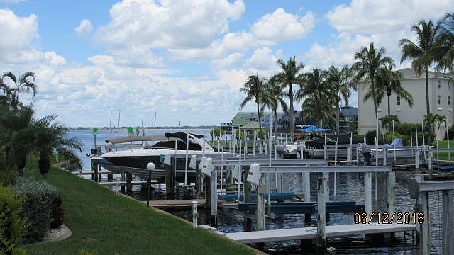 1st image of 130 Breakers Ct #2