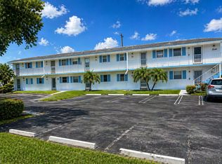1115 Lake Ter APT 211, Boynton Beach, FL 33426