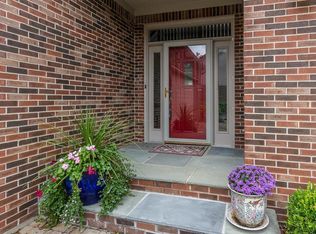 9552 Huntington Ln, Indianapolis, IN 46260