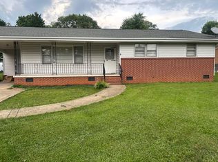 208 Oneal Rd, Greer, SC 29651