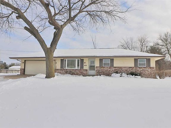 2nd image of 9729 Petunia Dr