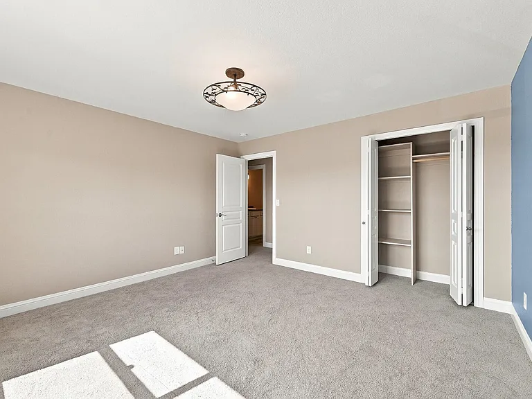 5671 Majestic Dr — Photo 25