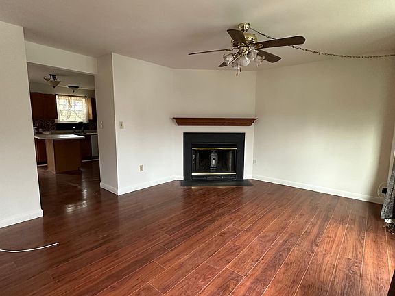 2nd image of 1238 Splashing Brook Dr