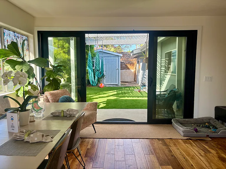 2064 Glasgow Ave — Photo 14