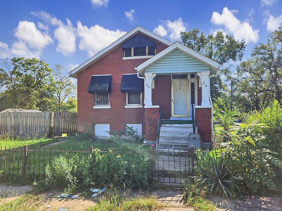 1st image of 2036 E De Soto Ave