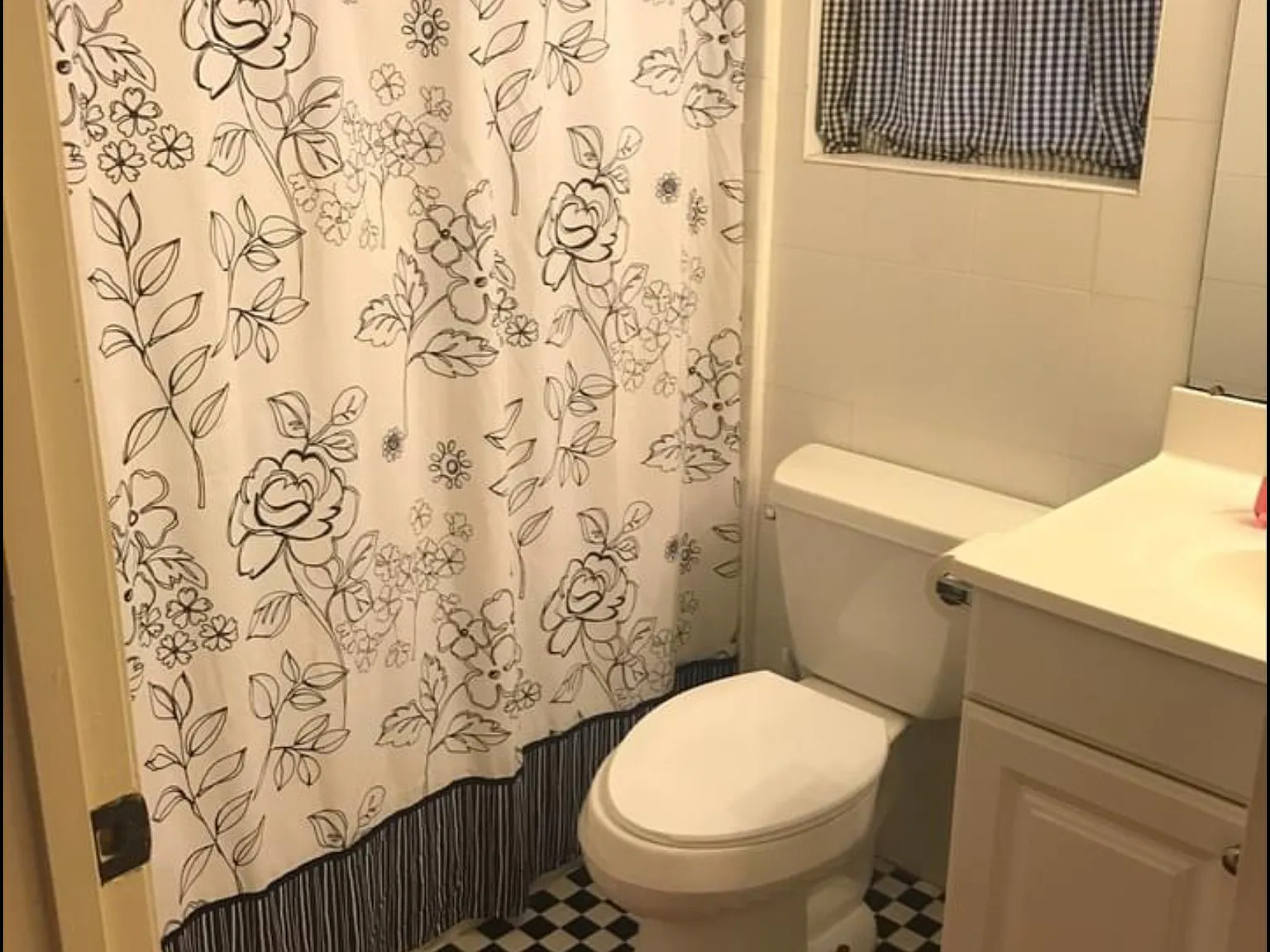Studio, 460 sqft, $1,050 — Photo 4