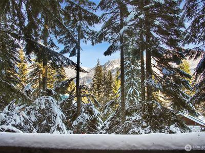 710 Snoqualmie Dr, Snoqualmie Pass, WA, 98068