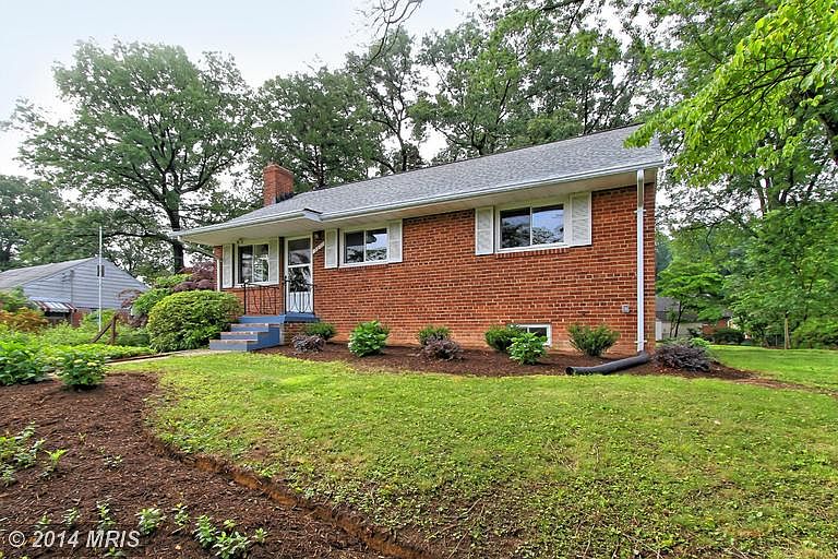 1st image of 7211 Wayne Dr