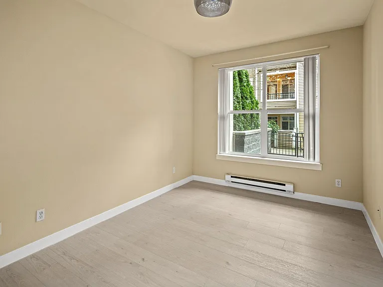 16275 NE 85th St #106 — Photo 11