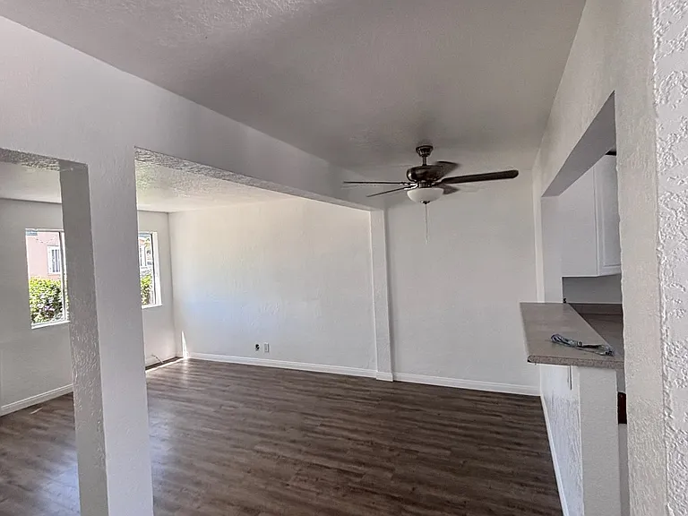 2345 E Jewett St — Photo 3