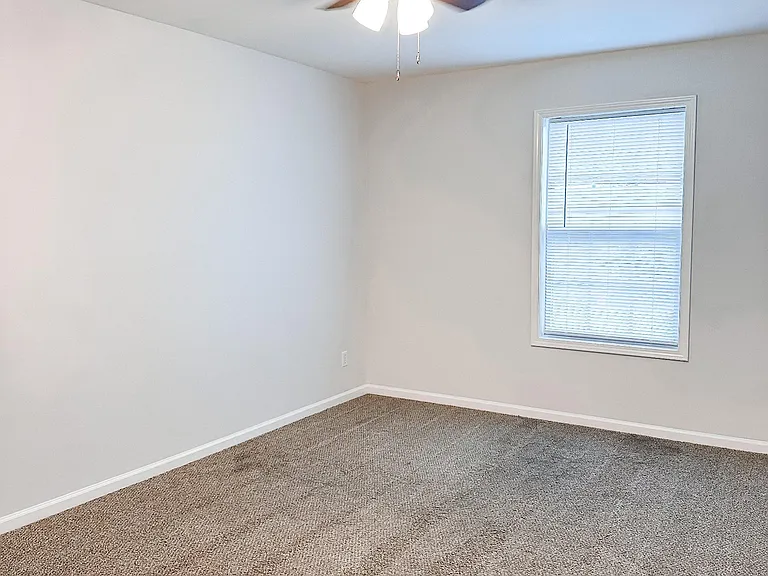 116 Ballygar St #H — Photo 14