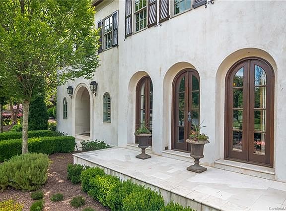 4th image of 4026 Saint Germaine Ln